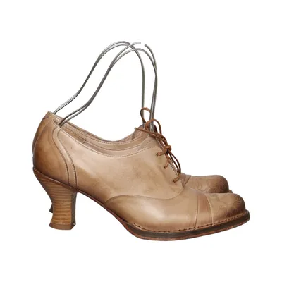 Bottes à talons (Beige) de Neosens Cuir