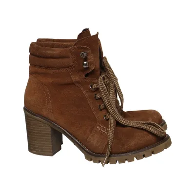 Heeled boots (Brown) from Janet D. Leather