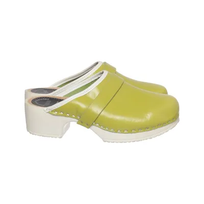 Träskor (Grön, Vit) från Olivia of Sweden Skinn
