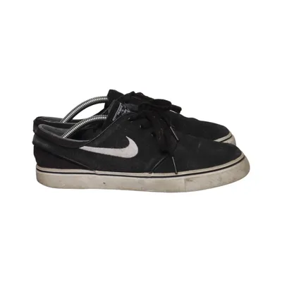 Baskets (Noir) de Nike x Stefan Janoski