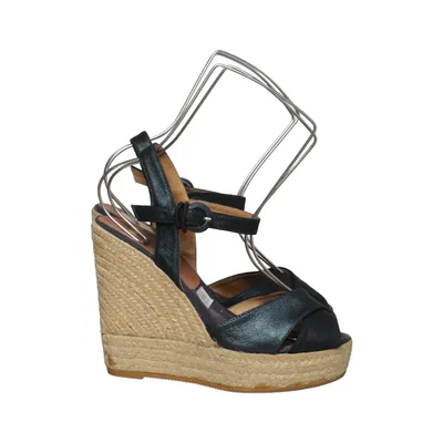 Chaussure compensées (Noir, Beige) de Kanna Cuir