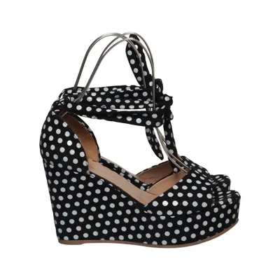 Kilklackar (Svart, Vit) från Caroline Biss