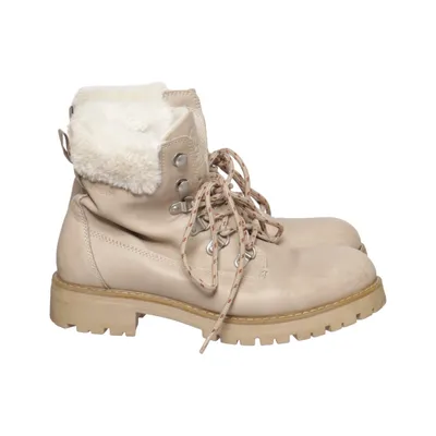 Laced boots (Beige) from Linear