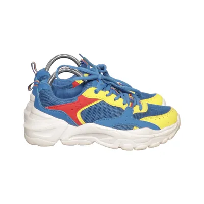 Träningsskor (Blå, Gul, Röd) från Lidl