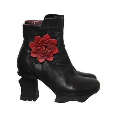 Boots (Arcmanceo 10) från Laura Vita Skinn