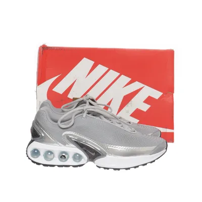 Sneakers (Gray, White) from Nike