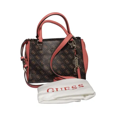 Handbag (Product Information Extraction v1.0) from Guess