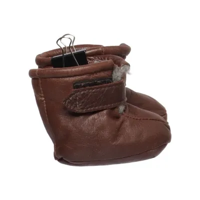 Baby booties (Brown) from Lindberg Wool