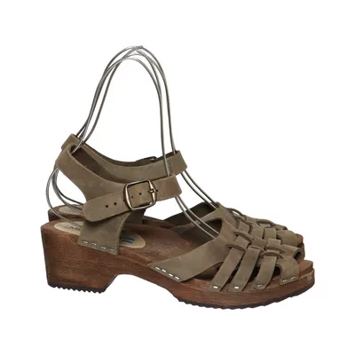 Clogs (Brown) from Moheda Leather