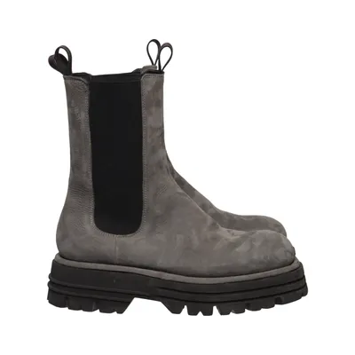 Chelsea boots (Gray, Black) from Barracuda