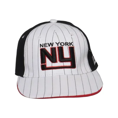 Baseball cap (White, Black, Red) from New Era