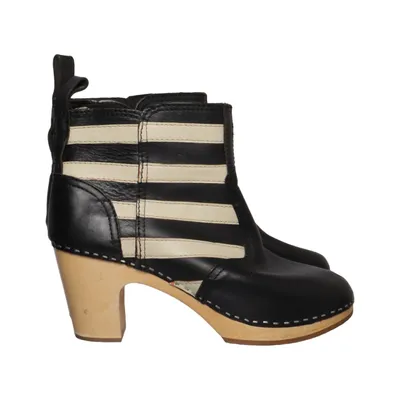 Bottes à talons (Noir, Beige) de Swedish Hasbeens