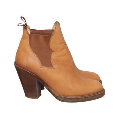 Bottes à talons (Marron) de Acne