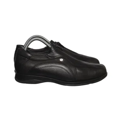 Walking shoes (Black) from Hästen