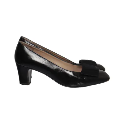 Pumps (Black) from Bruno Magli Leather