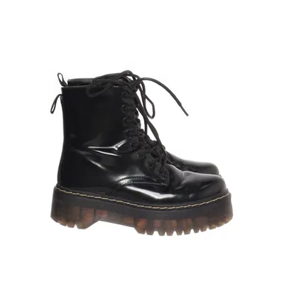 Laced boots (Black) from Lucky Shoes