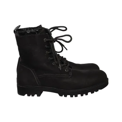 Laced boots (IAN391919_2201) from Oyanda