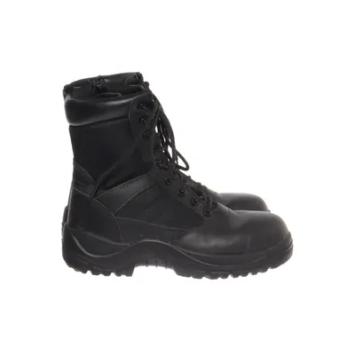 Work footwear (Black) from Magnum