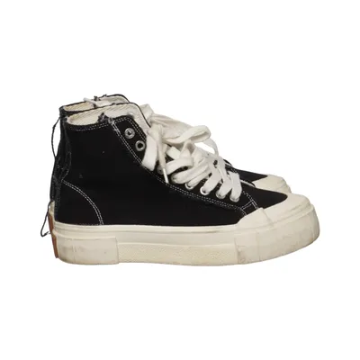 Canvas shoes (Black, White) from Good News