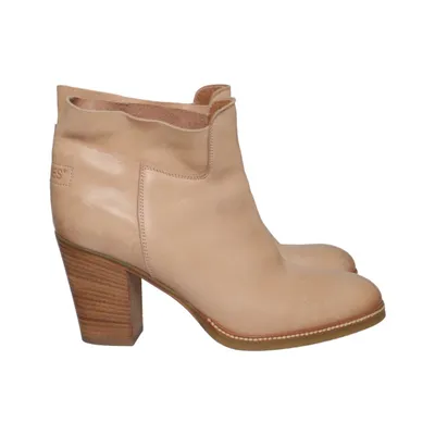 Bottes à talons (Beige) de Shabbies