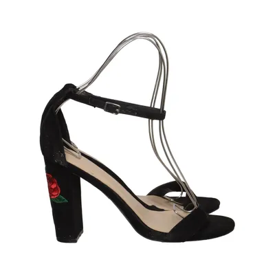 Sandales à talons hauts (Noir) de Wild Diva