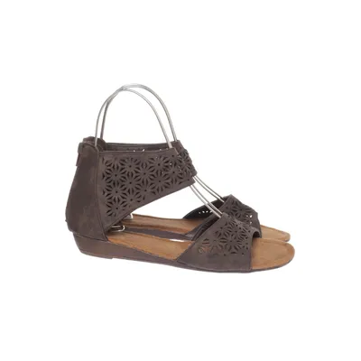Sandals (Brown) from Clara Barson