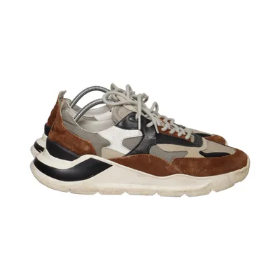 Sneakers (Bruin, Zwart, Wit) van Date Leer