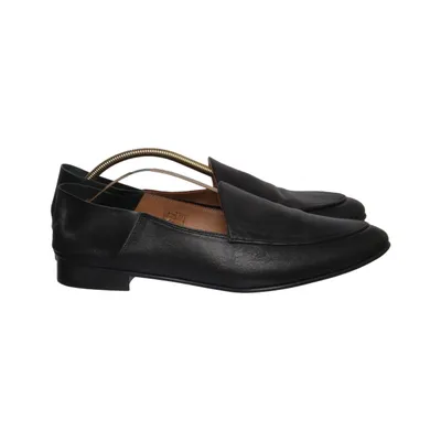 Loafers (Black) from Flattered