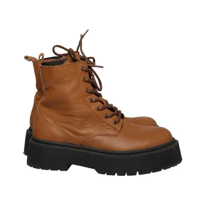 Laced boots (Brown, Black) from Filipe Shoes Leather