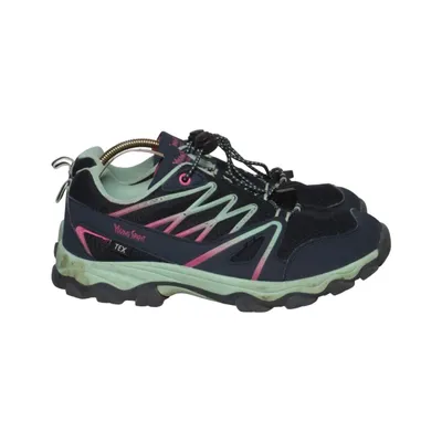 Baskets (Bleu, Rose, Vert) de Young Spirit