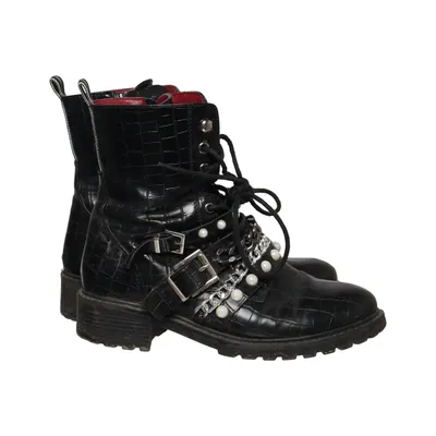 Laced boots (Black) from Erynn