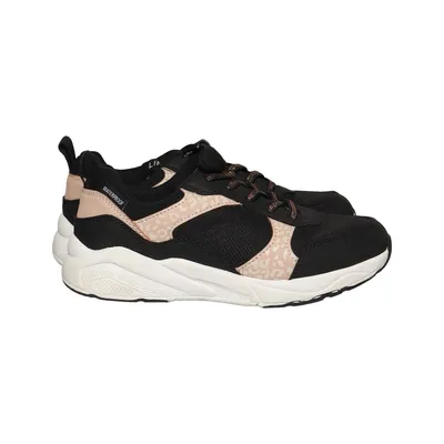 Baskets (Noir, Beige) de Linear of Sweden