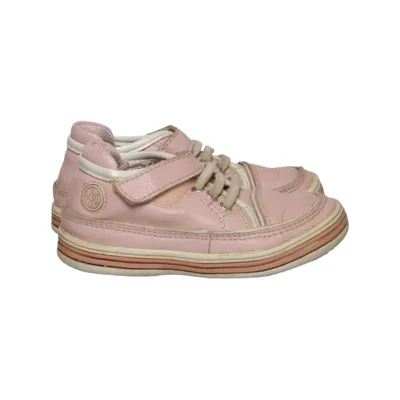 Baskets (Rose) de Vincent Cuir