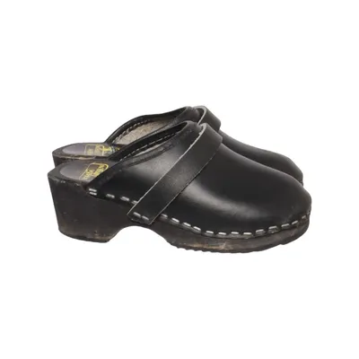 Träskor (Svart) från Moheda Toffeln