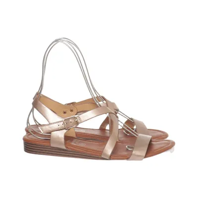 Sandals (Brown) from Marypaz