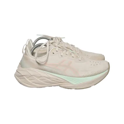 Laufschuhe (Novablast) von Asics