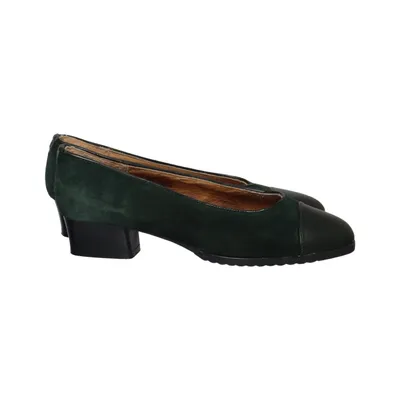 Pumps (Green, Black) from Matcha