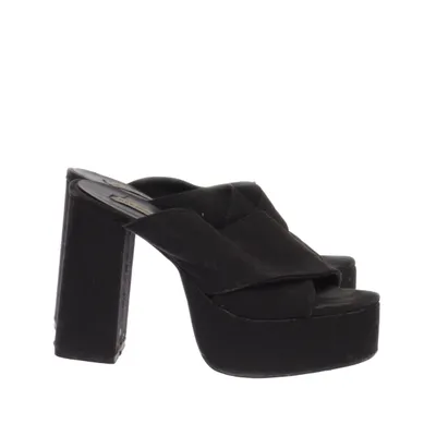 Muiltjes (Zwart) van NLY Shoes