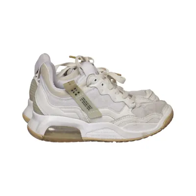 Chaussures de basketball (Blanc) de Jordan