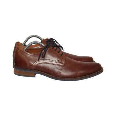 Richelieus (Marron) de AM Shoe Company Cuir