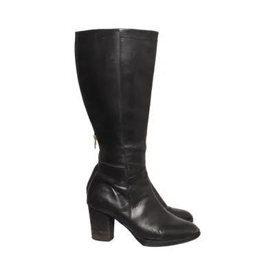 Boots (Black) from Dasia