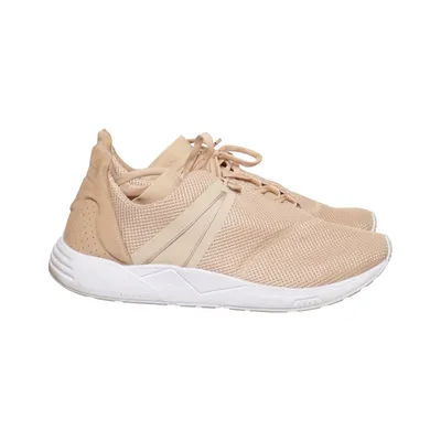Trainers (Beige) from Arkk