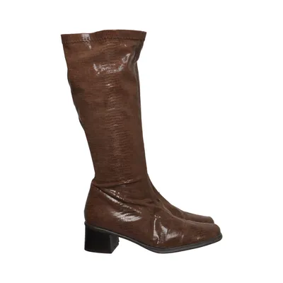 Boots (Brown) from Theresia M