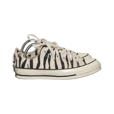Tygskor (Svart, Vit) från Converse