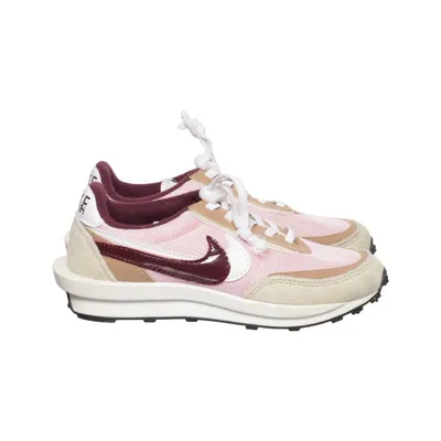 Sneakers (Roze, Wit, Bruin) van Nike Sportswear