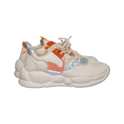 Trainers (Beige, Multicolored) from Estelle