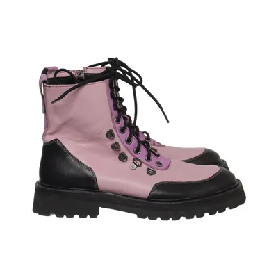 Kängor (Rosa, Svart, Lila) från ASRA