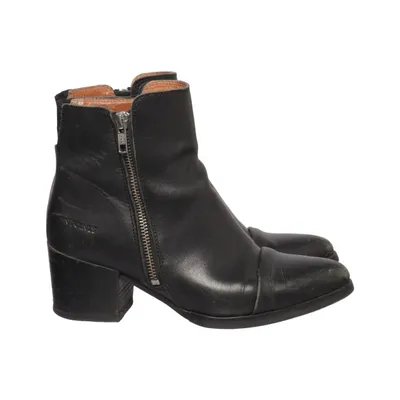 Heeled boots (Black) from Ten Points Leather