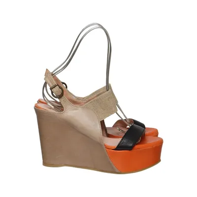 Kilklackar (Beige, Orange, Svart) från Paco Gil Skinn