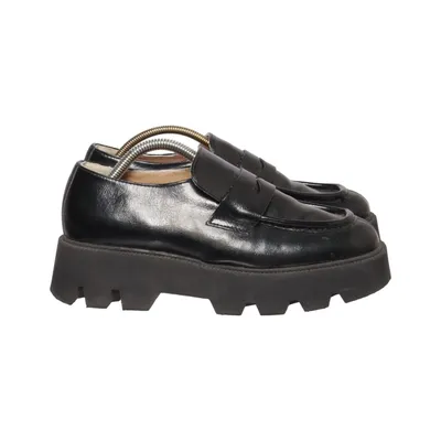 Loafers (Svart) från Bukela